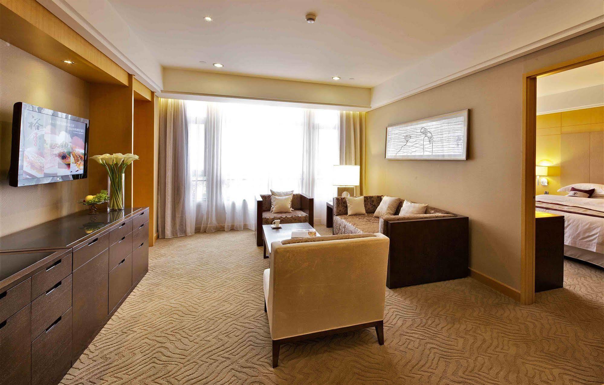 Windsor Park Hotel Kunshan Куньшань Экстерьер фото
